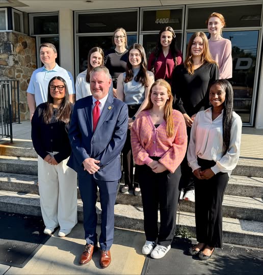 Photo of Interns with SLED Assistant Chief Richard Gregory